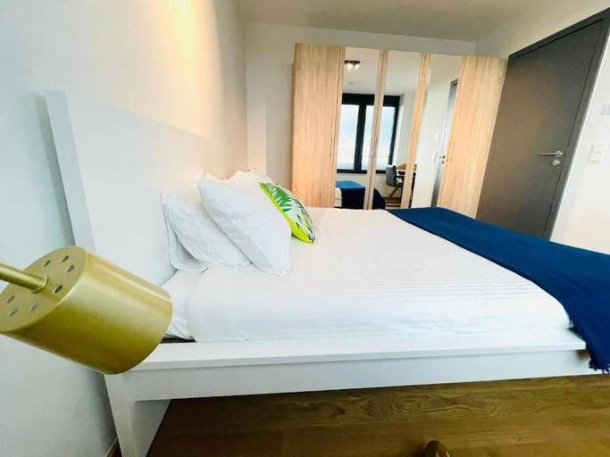 One bedroom Apartment with SPA,Gym,Terrace&Parking, Luxembourg