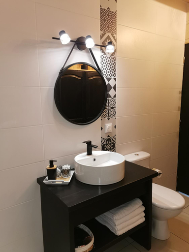 Bathroom 4, Gites ETCHE ARGUINIA, Pyrénées-Atlantiques