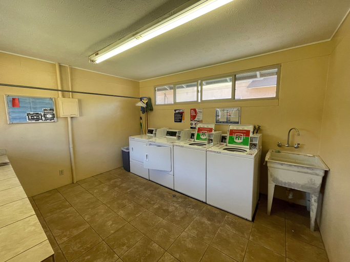 Others 5, Kuau Plaza Paia Condo with Parking, Maui