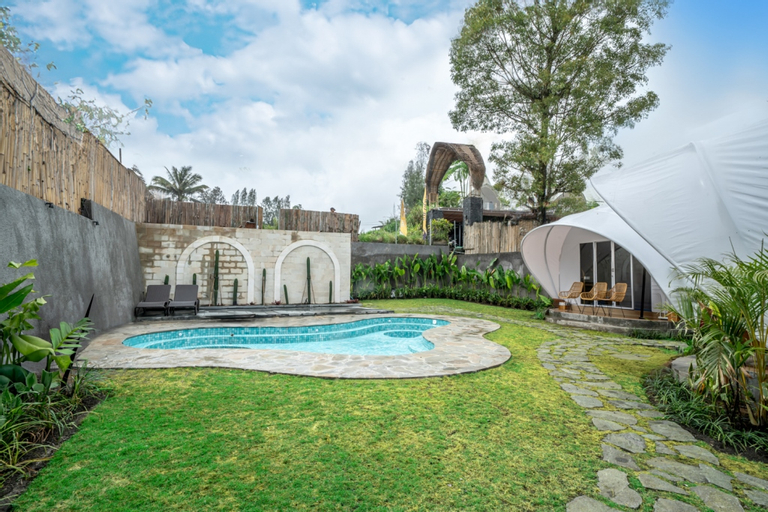 Swimming Pool 6