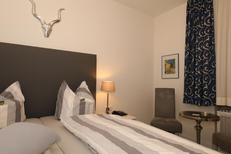 Bedroom 3, Hotel Am Ehrenhof, Düsseldorf