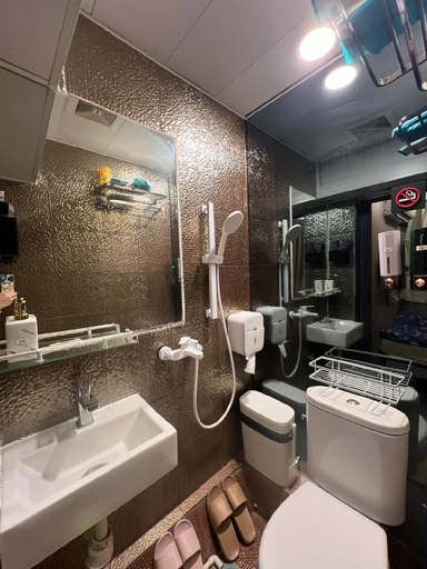 Bathroom 3