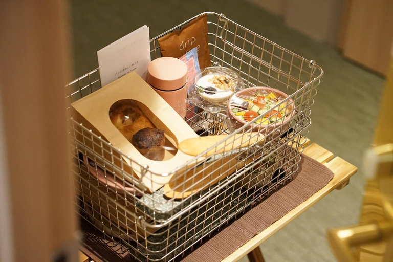 Food & Drinks 6
