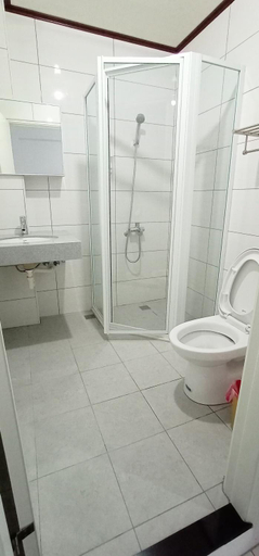 Others 5, Yu Hai B&B, Yilan