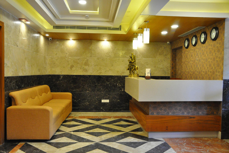 Others 5, Thanmayi Inn, Krishna