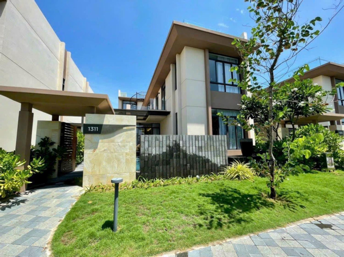 Big Star Villas, Cam Lâm