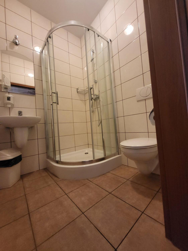 Bathroom 5, Hotel Parkowy, Malbork
