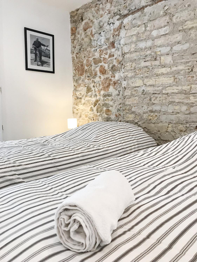 2, Studio Carre d'or Cannes, Alpes-Maritimes