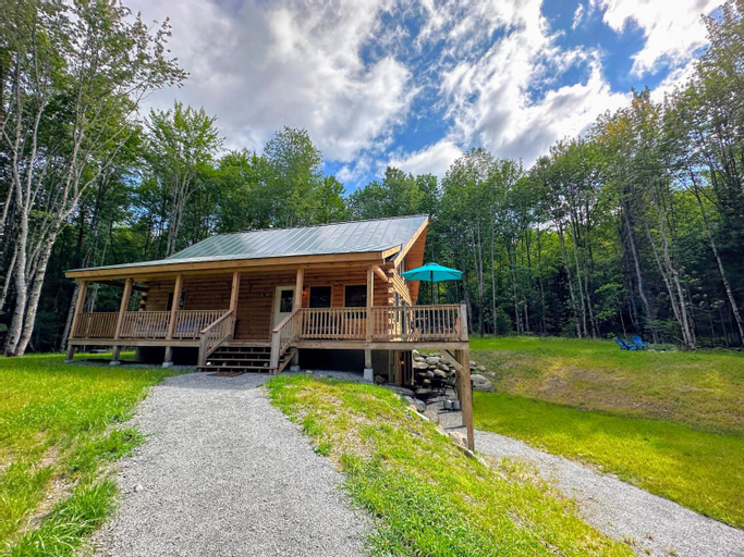18HA Log home close to CannonFranconia Notch, Grafton