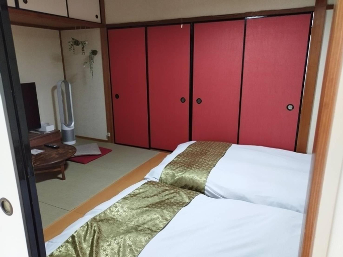Bedroom 23