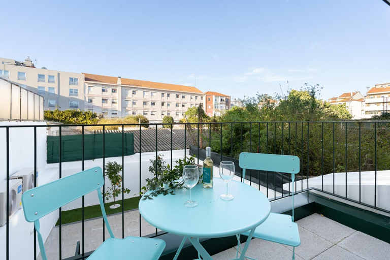 Others 5, Host Wise - Modern Studios with Terrace - Walk Everywhere, Porto