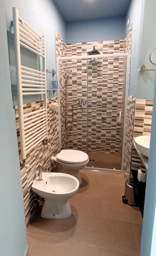 Bathroom, LE VOCI DELLA FONTANA, La Spezia