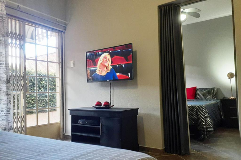 Bedroom 3, Cozy Hatfield Condo, City of Tshwane