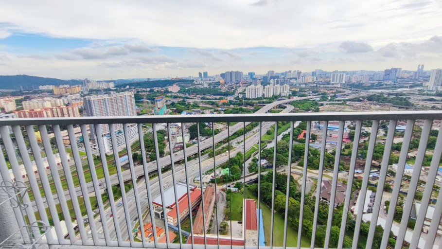 Others 2, 3A YOLO Budget Condo, Kuala Lumpur