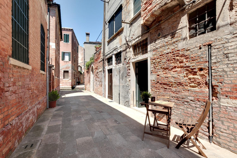 Others 4, GUGGENHEIM COLLECTION VENICE APARTMENT, Venezia