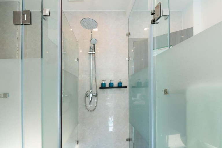 Bathroom 3, Begonia Resort, Panglao