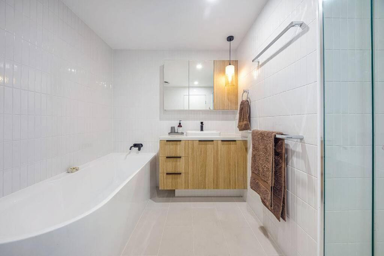 2, SEASIDE ESCAPE@ The Cosmopolitan Unit 10406, Maroochy - Maroochydore