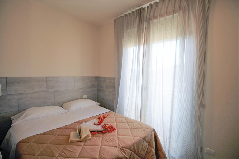 Bedroom 14