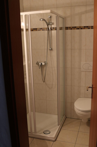 Bedroom 2, Hotel Restaurant Gilles, Mayen-Koblenz
