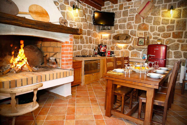 Food & Drinks 5, Villa in Starigrad near Paklenica National Park, Starigrad