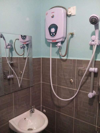 Bathroom 4, D'Aman Guest House, Jerantut
