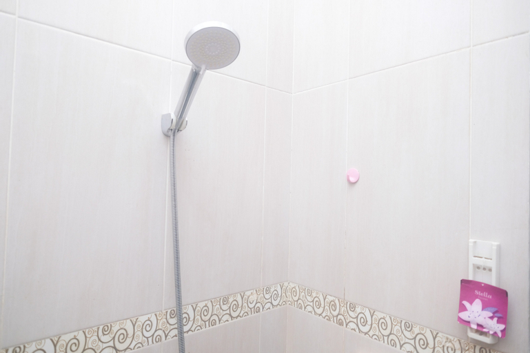 Bathroom 29