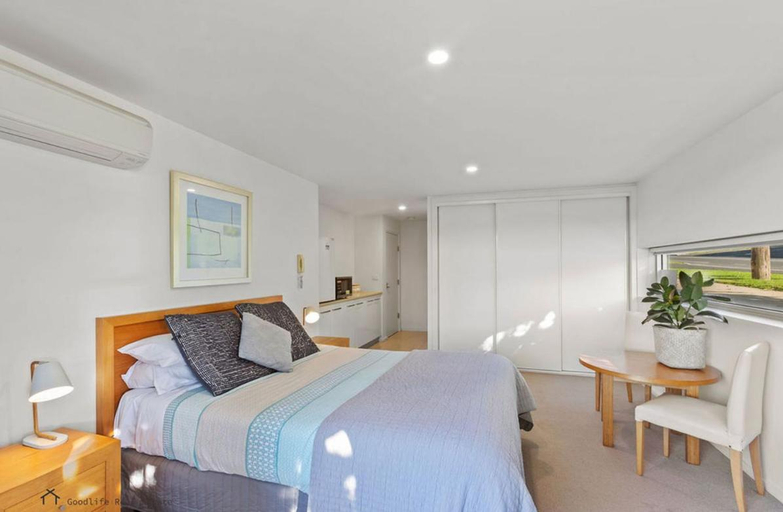 Others 2, Apollo Blue Oceanview Unit 1- B Free WIFI, Colac-Otway - South