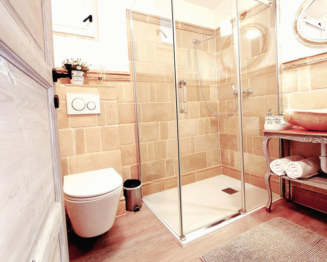 Bathroom 3, Maison Bagatell Badacsony, Tapolca