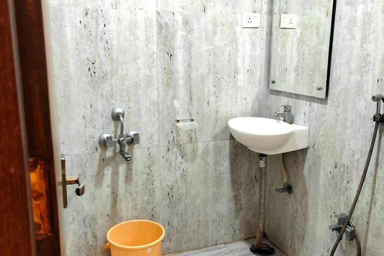 Others 1, Hotel Swapna, Krishna