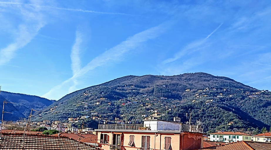 Others 5, LE VOCI DELLA FONTANA, La Spezia