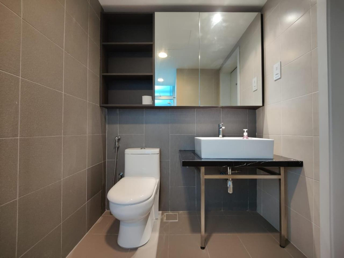 Bathroom 5, Mulberry Verve Suites KL Mid Valley, Kuala Lumpur