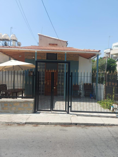 Others 4, Anna Guesthouse 10 min walk from the beach, Larnaca
