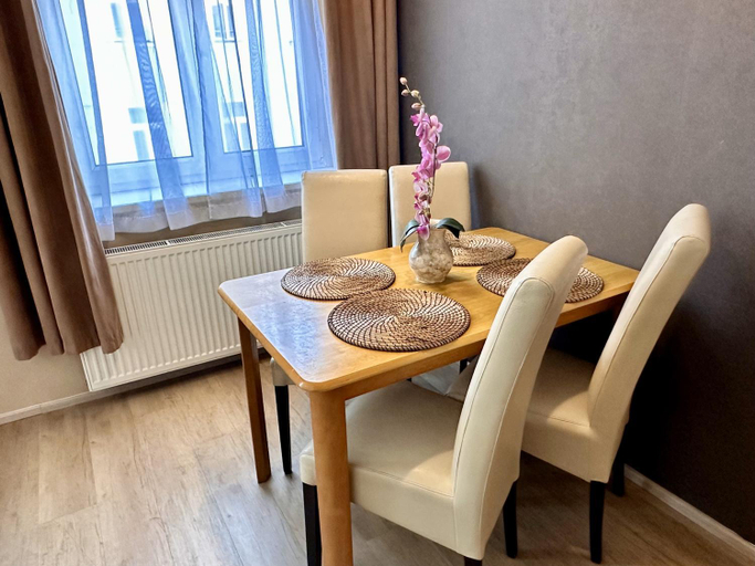 Others 4, Apartmany SKLEP, Praha 1