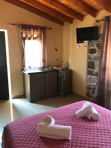 Others 4, Villa Makri, East Macedonia and Thrace