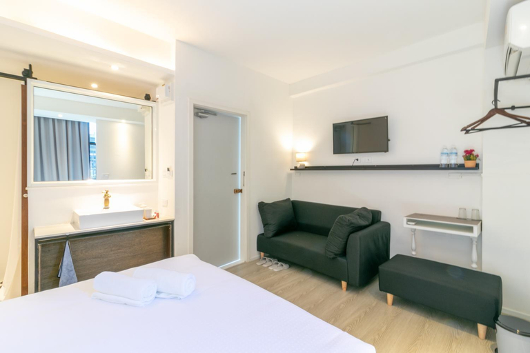 Bedroom 13
