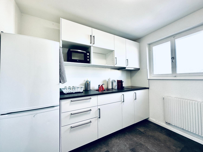 Others 3, Monteurzimmer - Worker's accommodation - ZIMMERzuVERMIETEN in Deitingen Neumatt, Wasseramt