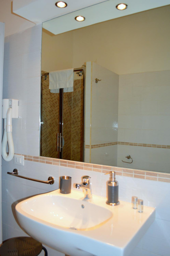 Bathroom 3, Check Inn Rooms BB, Rome