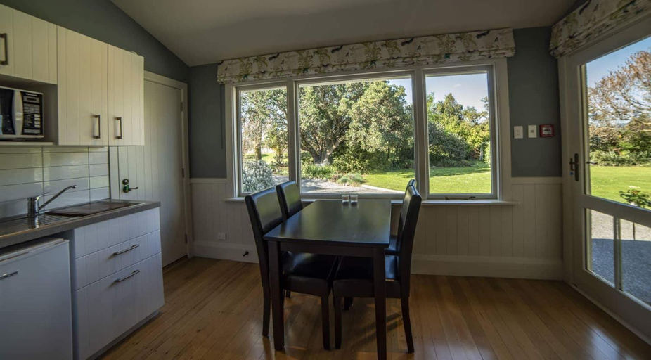 Others 4, Waipara River Estate, Hurunui