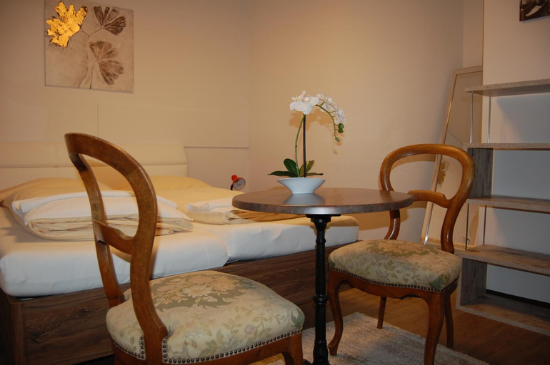 Dining Room 25