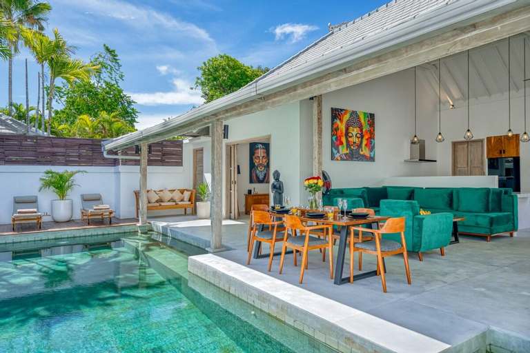 Beautiful Villa Steli, only 5 min from La Favela, Badung