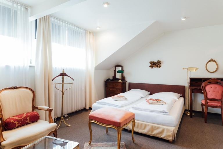 Bedroom 11