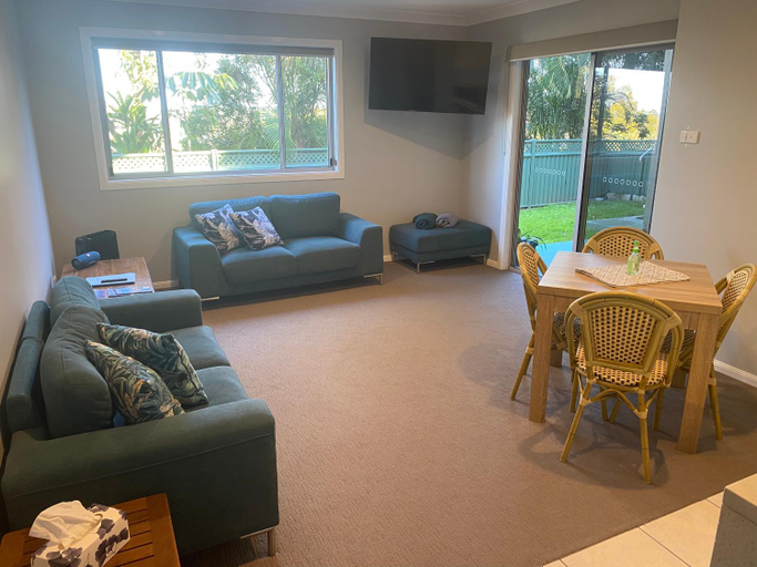 Others 3, Central Oasis, Coffs Harbour - Pt A