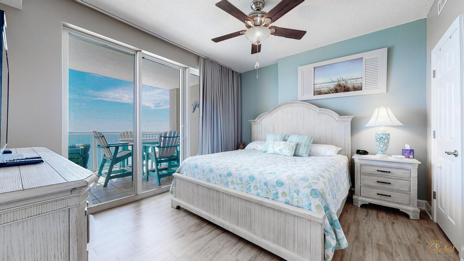 Bedroom 3, Huge Balcony - Beachfront - Renovated - FLPCB87