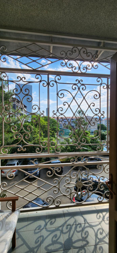 Others 3, Gelahouse, Batumi
