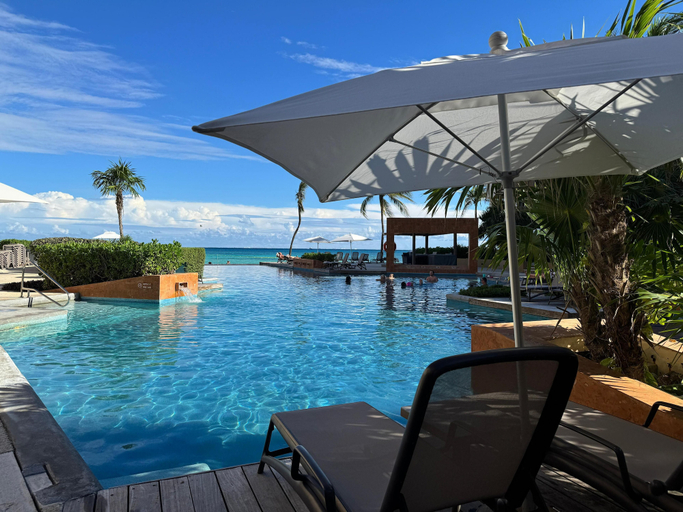 Sport & Beauty, High floor 2 bedroom condo ocean view at EL FARO by DPM, Cozumel