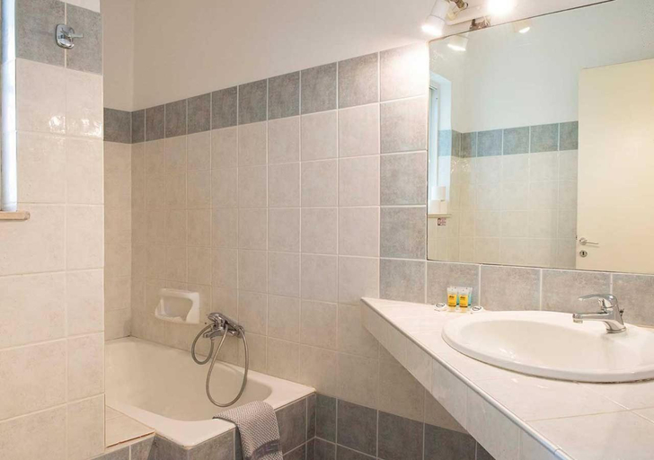 Bathroom 3, Stefanakis Hotel & Apartments, Attica
