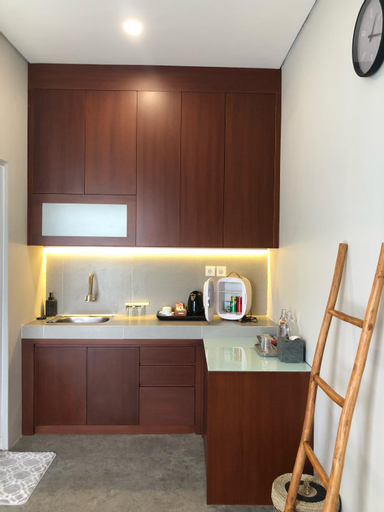 Dining Room 7