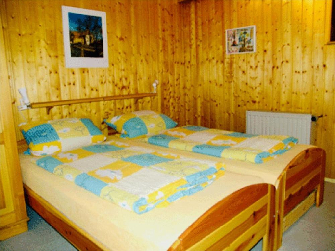 Bedroom, Romerklause, Neustadt an der Weinstraße