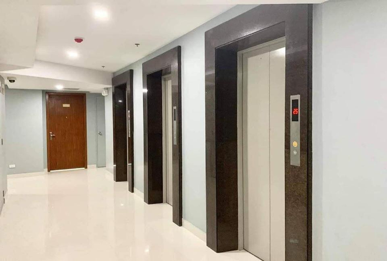 Public Area, U607 Sunshine100 Netflix 65Inches Android TV 40MBPS Wifi Karaoke, Pasig City