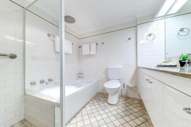 Bathroom 11